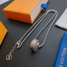 Louis Vuitton Necklaces